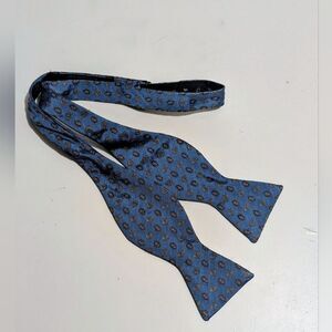 Brooks Brothers Silk Blue Adjustable Bow Tie